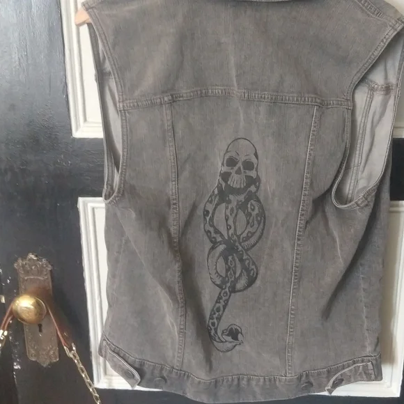 Oversized Dark Mark Hooded jean vest - Medium - Picture 3 of 3